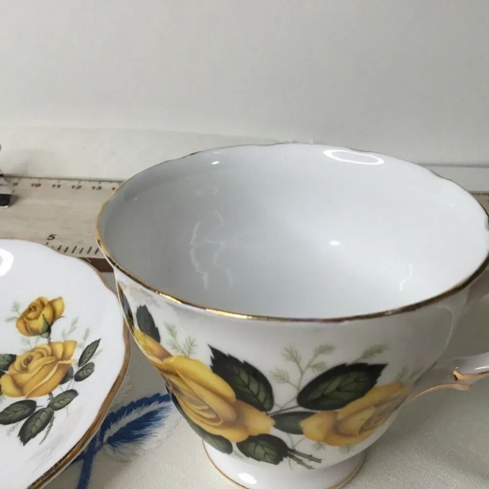 Royal Vale Yellow/Green Rose Tea Cup & Saucer‎ Set Bone China England